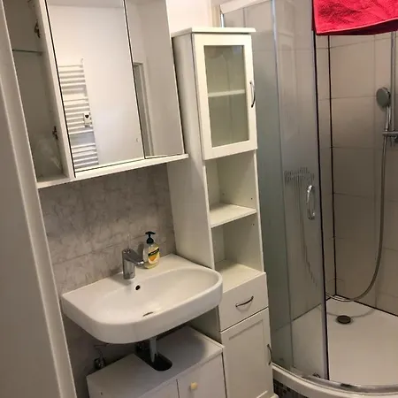 Ferienwohnung Monteurwohnung 아파트